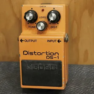 VINTAGE DS-1 Distortion '81 Long Dash Black Screw BOSS (ヴィンテージ やや使用感あり)