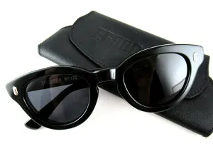 【ポイント5倍】EFFECTOR/エフェクター MOLTO BK初期ダークグレーサングラス紫外線カットライトカラーレンズ仕様メガネフレーム2025モデル